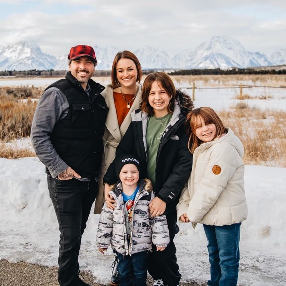 Meet your Posher, Aly! - Picture 8 of 10